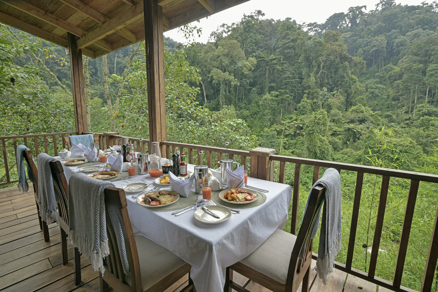 Four Gorillas breakfast