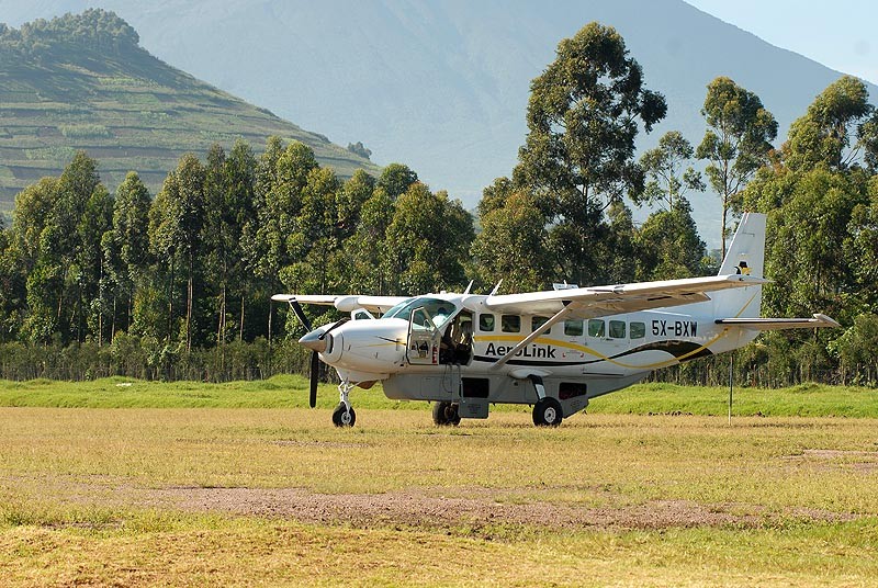 flying to mgahinga park