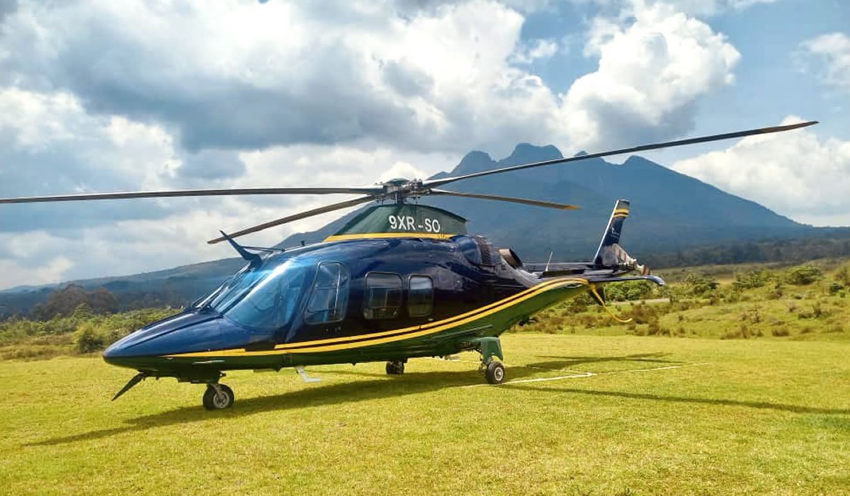 helicopter tour to Volcanoes