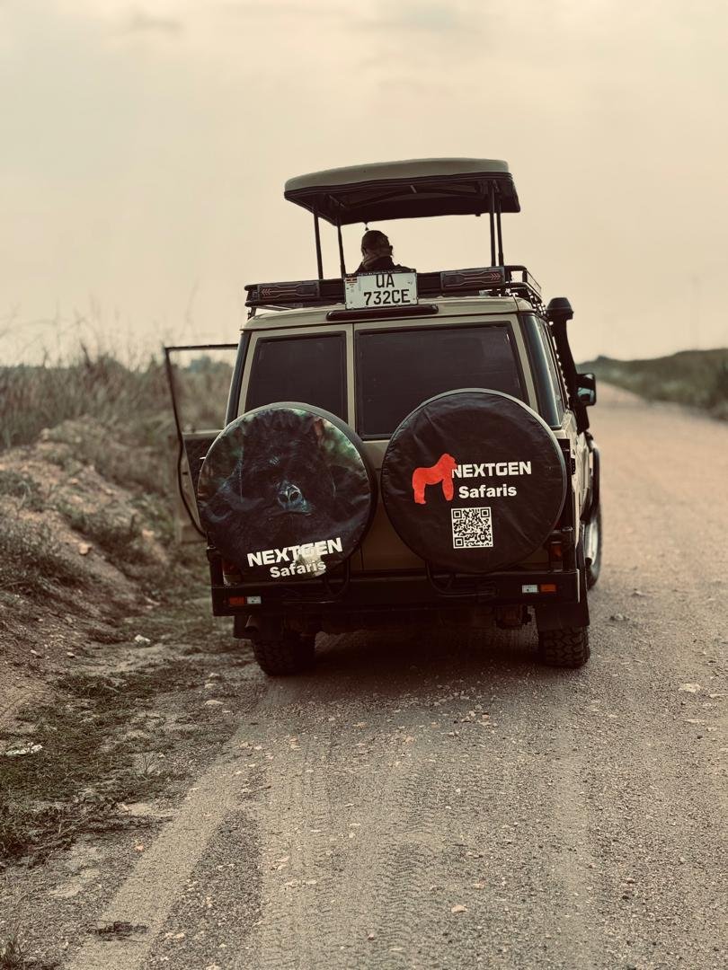 4x4 safari vehicle for the journey from Entebbe to Rushaga in Uganda